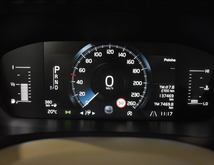 Volvo XC90 SUV / Terénní 2,0 l 173 kw