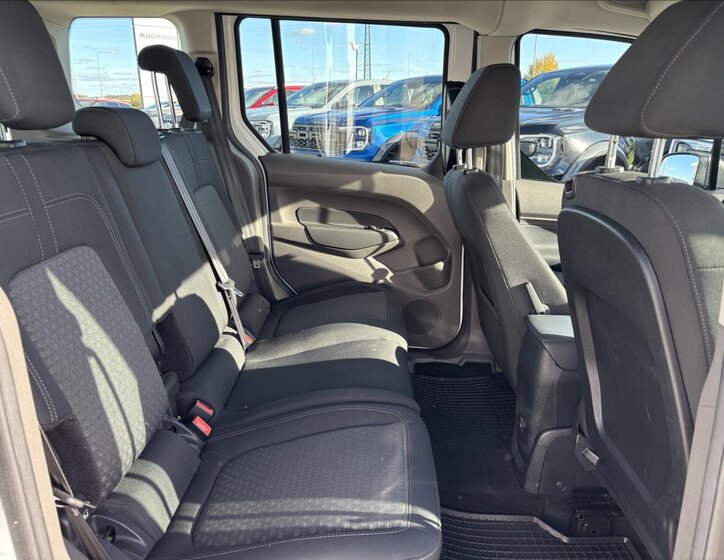 Ford Transit Connect 15