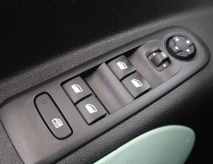 Citroën Berlingo MPV 1,5 l 75 kw