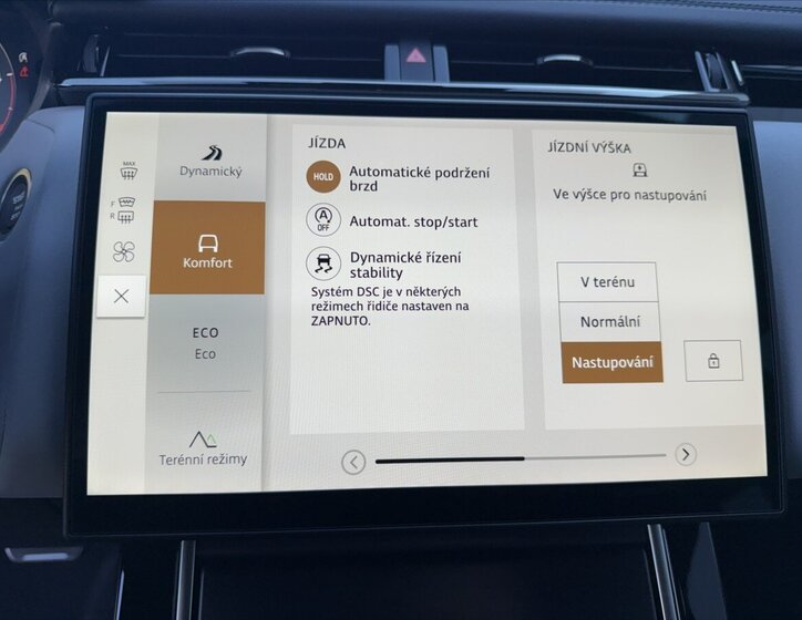 Land Rover Range Rover Velar SUV / Terénní 3,0 l 221 kw