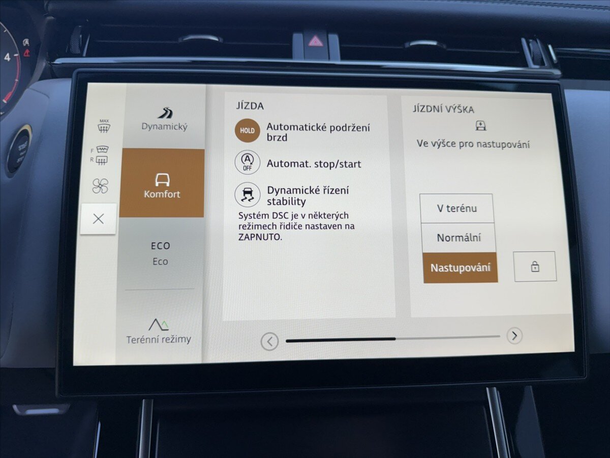 Land Rover Range Rover Velar SUV / Terénní 3,0 l 221 kw