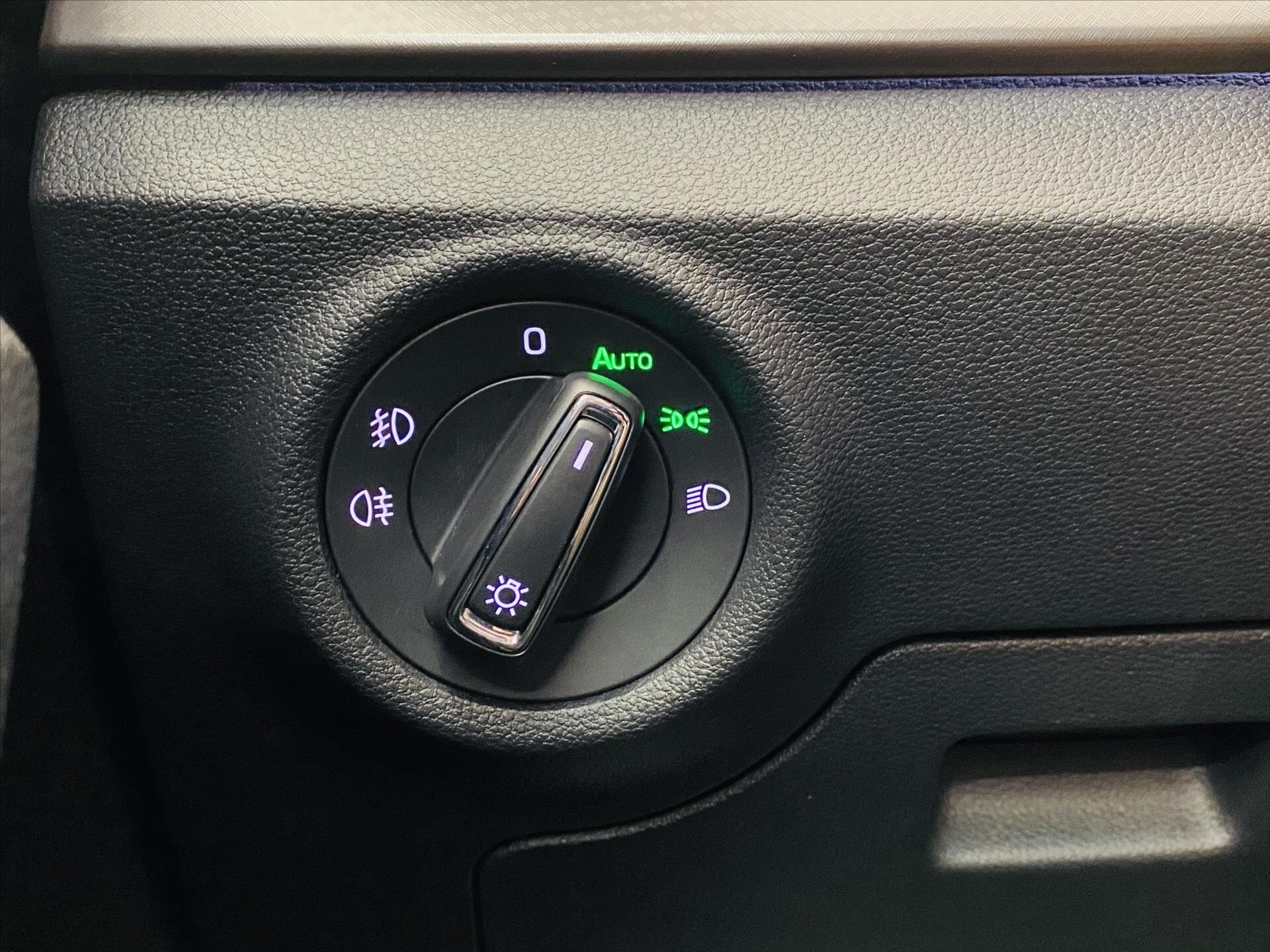 Škoda Kamiq Hatchback 999,0 81 kw