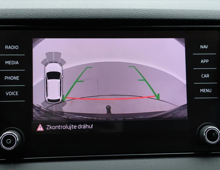 Škoda Karoq SUV 2,0 l 110 kw