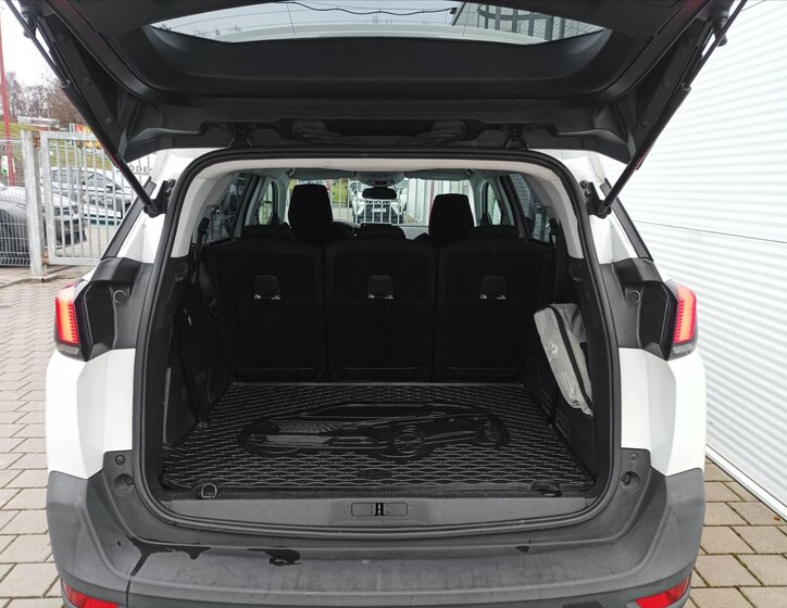 Peugeot 5008 7