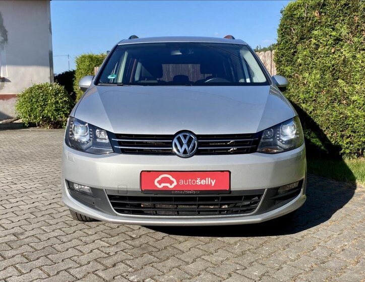 Volkswagen Sharan MPV 2,0 l 103 kw