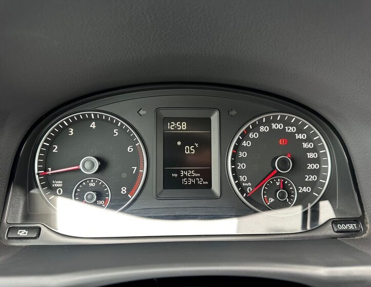 Volkswagen Touran MPV 1,2 l 77 kw