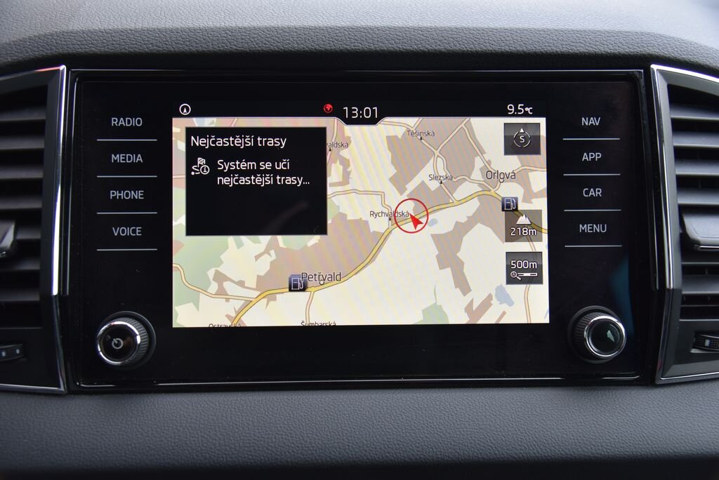 Škoda Karoq SUV 1,5 l 110 kw