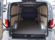 Mercedes-Benz Vito 18