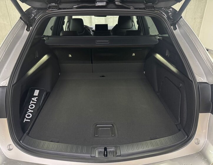 Toyota Corolla Kombi 2,0 l 131 kw