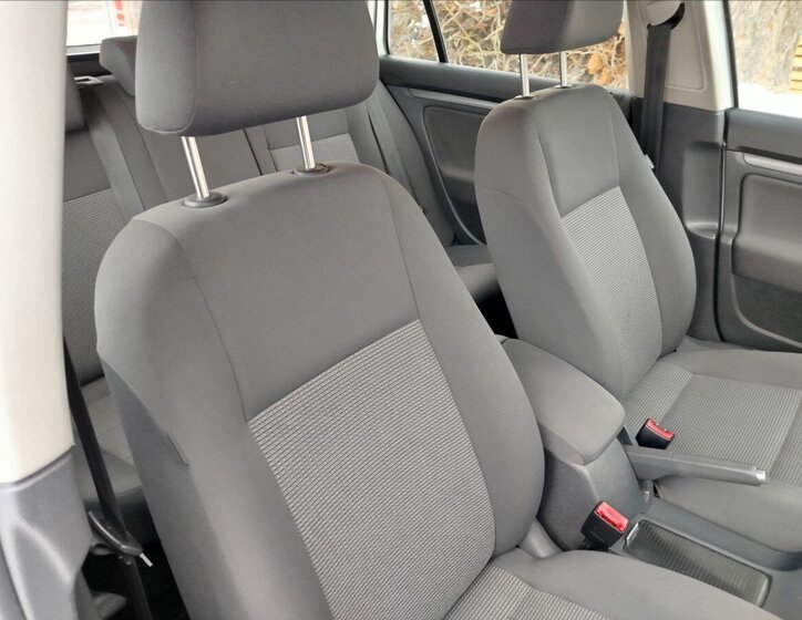 Volkswagen Golf Kombi 1,9 l 77 kw