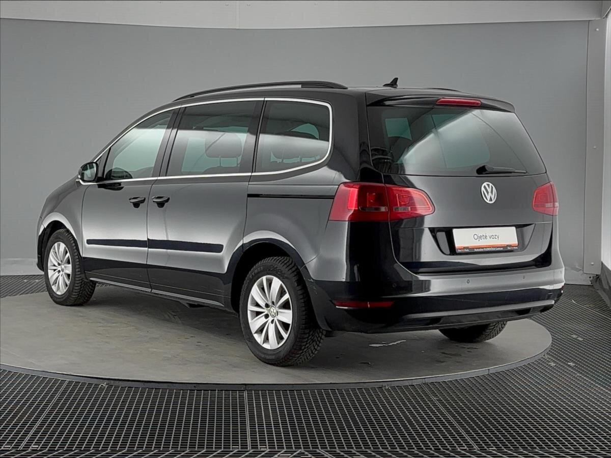 Volkswagen Sharan MPV 2,0 l 103 kw