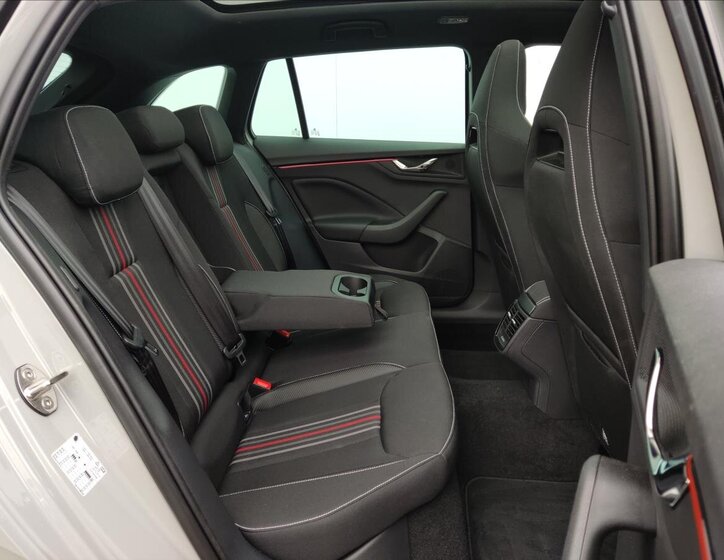 Škoda Scala Hatchback 999,0 85 kw