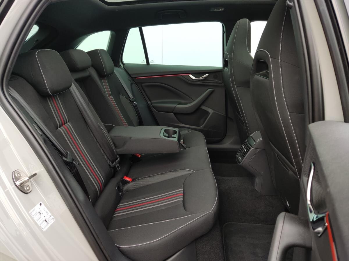 Škoda Scala Hatchback 999,0 85 kw