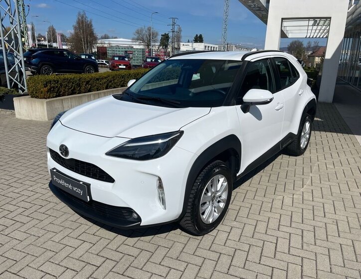 Toyota Yaris Cross SUV / Terénní 1,5 l 68 kw