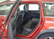 Volvo XC70 11