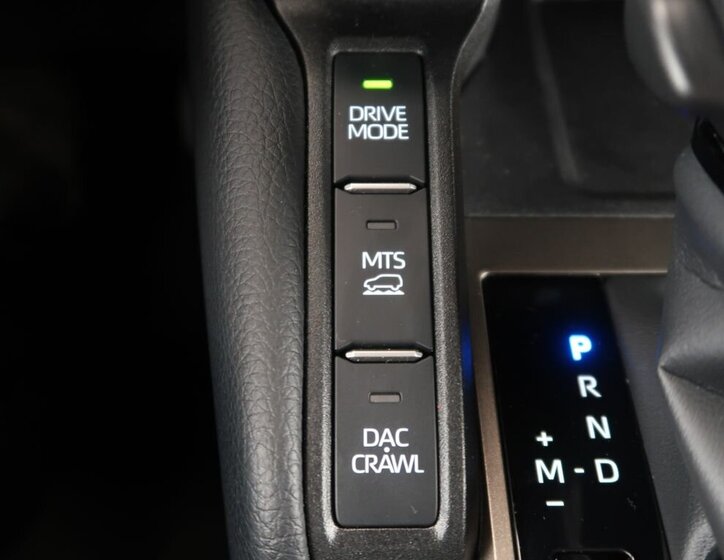 Toyota Land Cruiser SUV / Terénní 2,8 l 151 kw