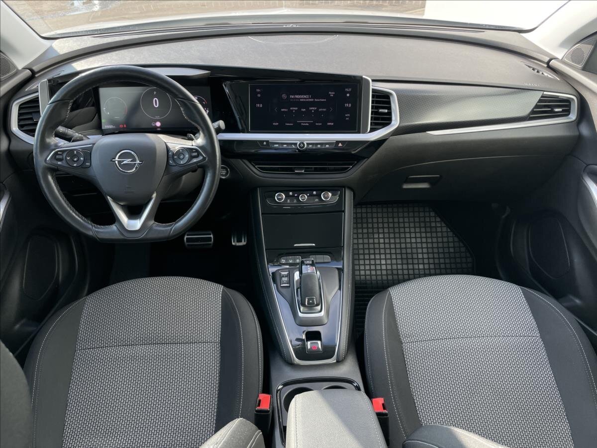 Opel Grandland SUV / Terénní 1,5 l 96 kw