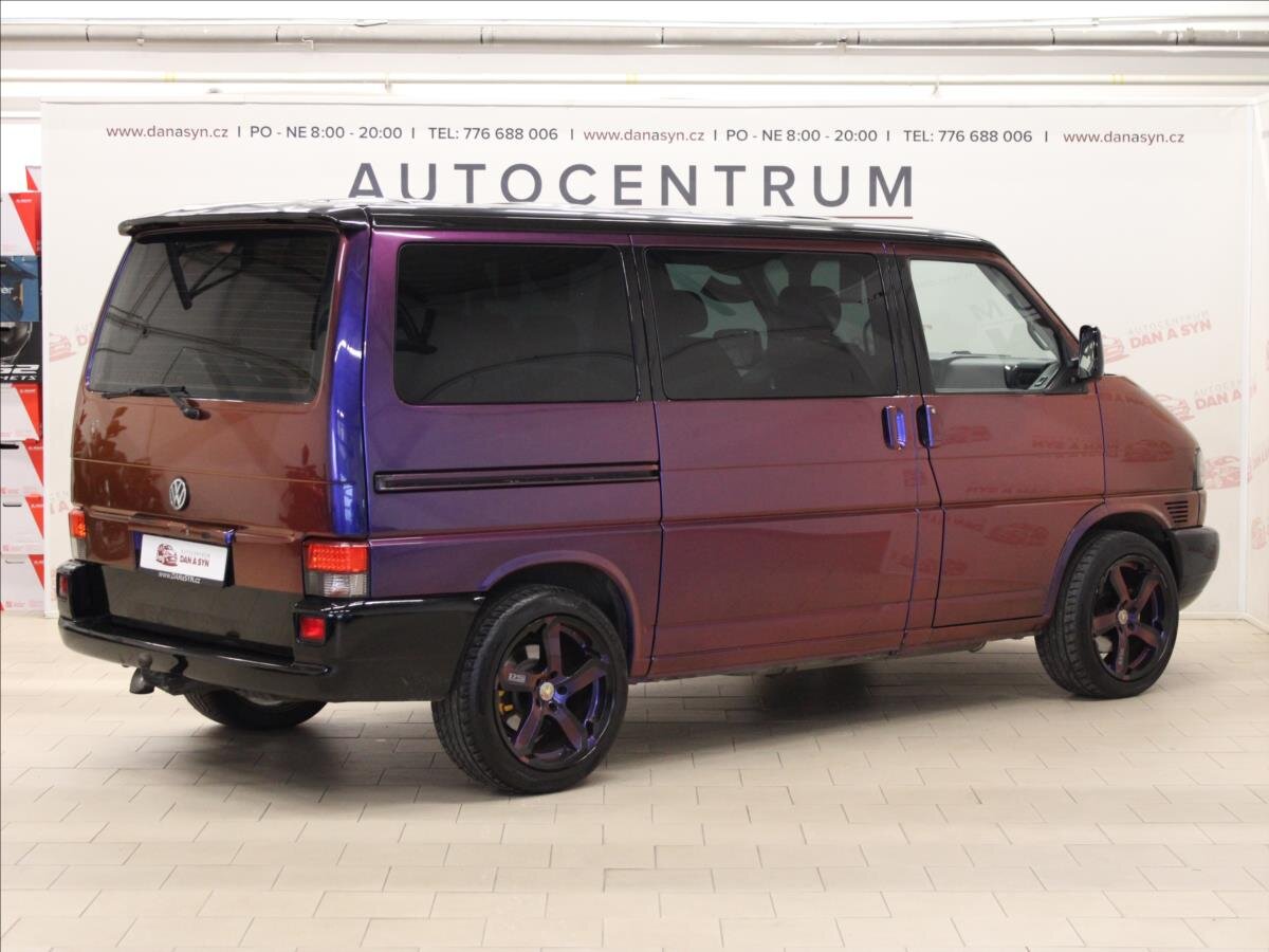 Volkswagen Caravelle Kombi 2,5 l 111 kw