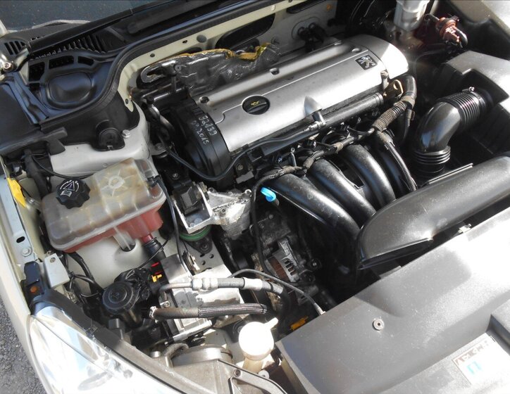 Peugeot 407 Kombi 2,2 l 120 kw