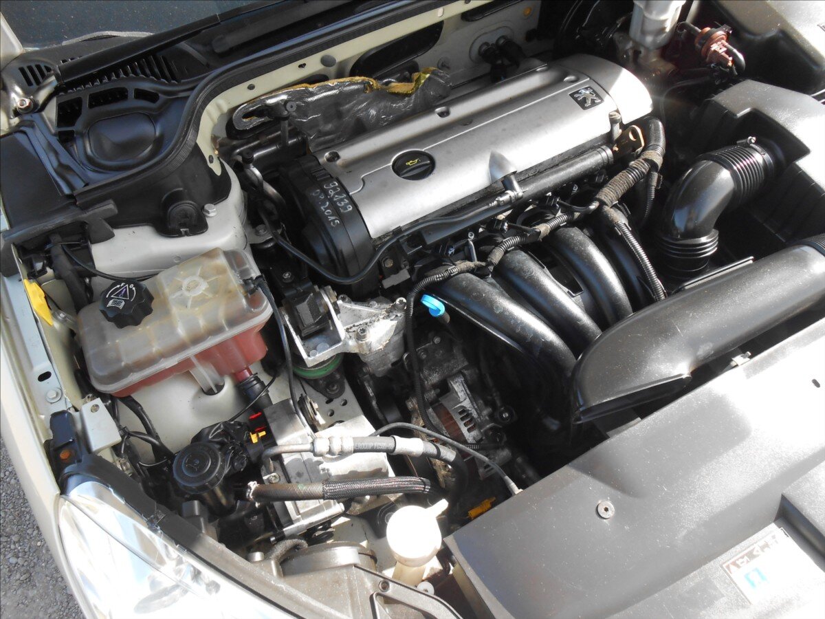 Peugeot 407 Kombi 2,2 l 120 kw