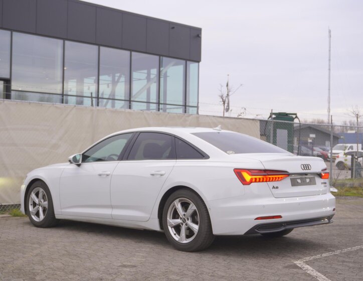Audi A6 6