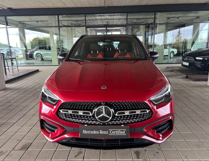 Mercedes-Benz GLA 2