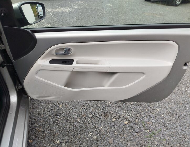 Volkswagen up! Hatchback 999,0 44 kw