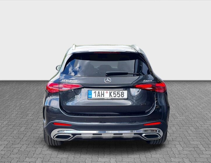 Mercedes-Benz GLC SUV 2,0 l 190 kw