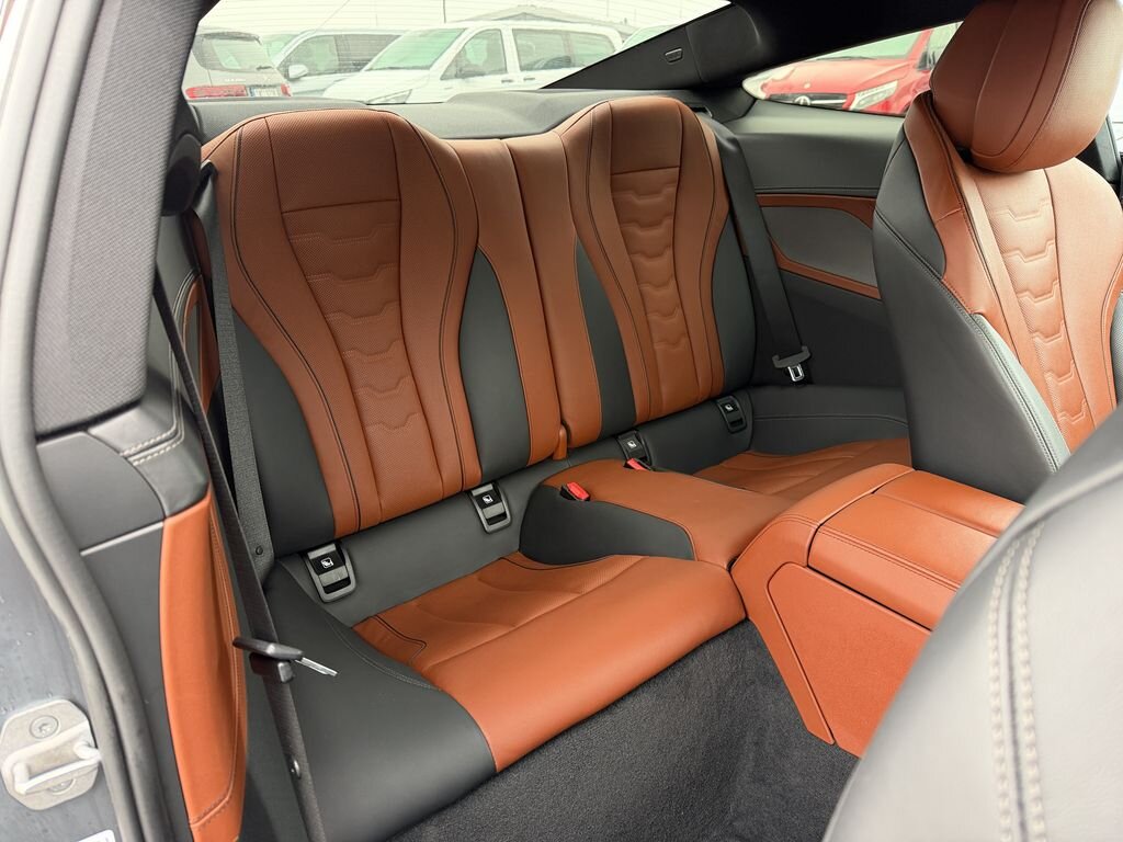 BMW Řada 8 Kupé 4,4 l 390 kw