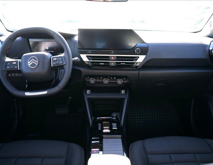 Citroën C4 X Sedan / Limuzína 1,2 l 96 kw