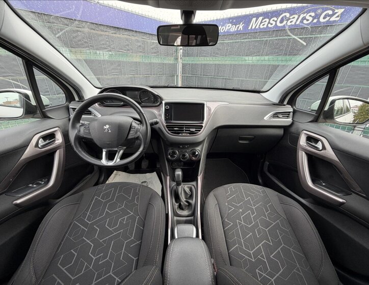 Peugeot 2008 Kombi 1,2 l 60 kw