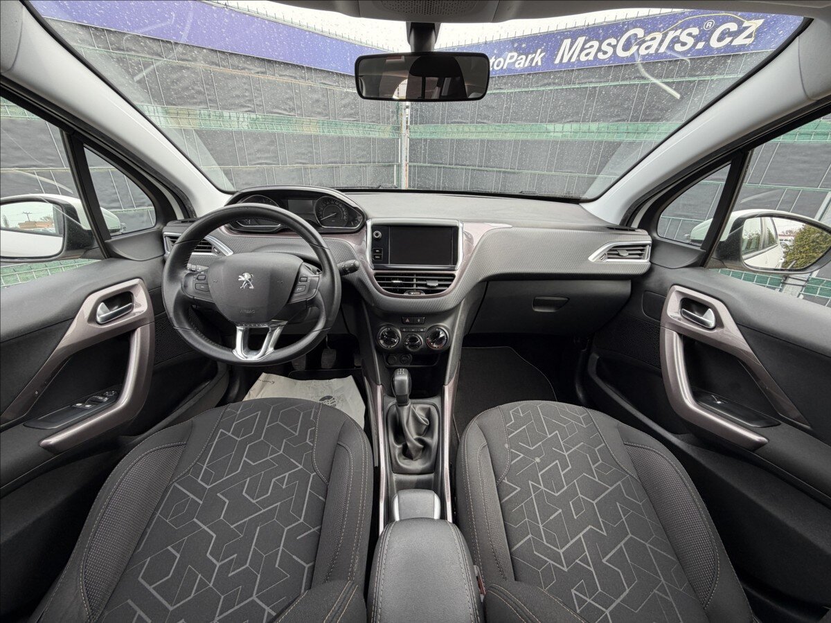 Peugeot 2008 Kombi 1,2 l 60 kw