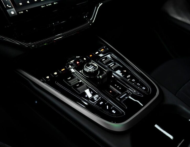 Aston Martin Ostatní 20