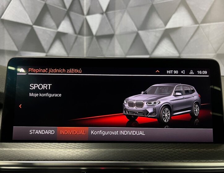 BMW X3 SUV / Terénní 2,0 l 140 kw