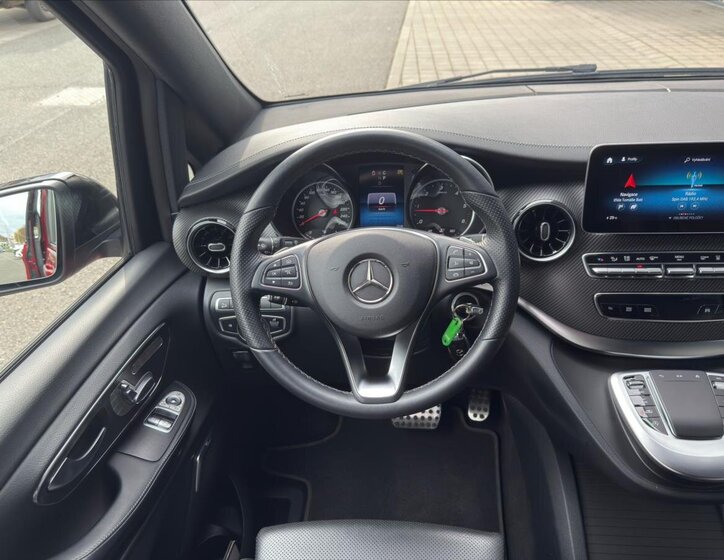 Mercedes-Benz Třídy V MPV 2,0 l 174 kw