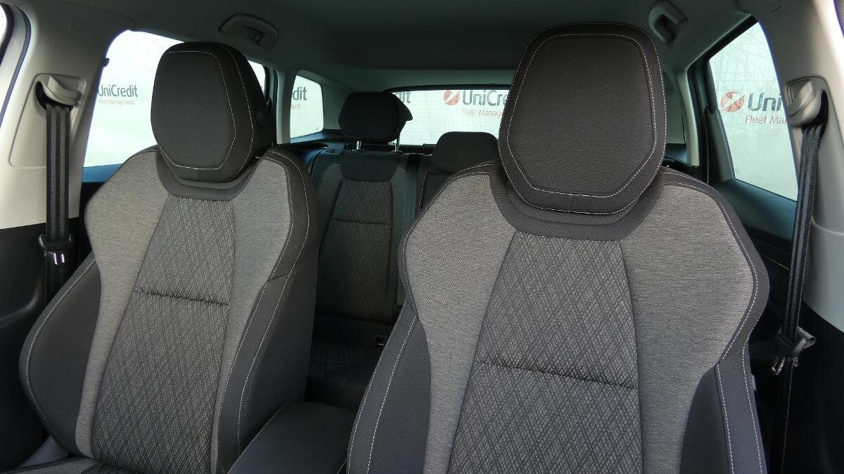 Škoda Karoq SUV / Terénní 1,5 l 110 kw