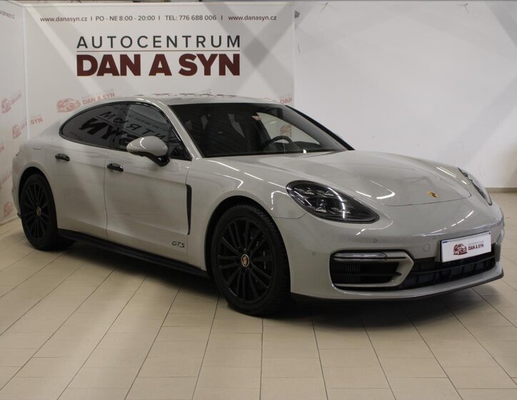 Porsche Panamera Hatchback 4,0 l 368 kw