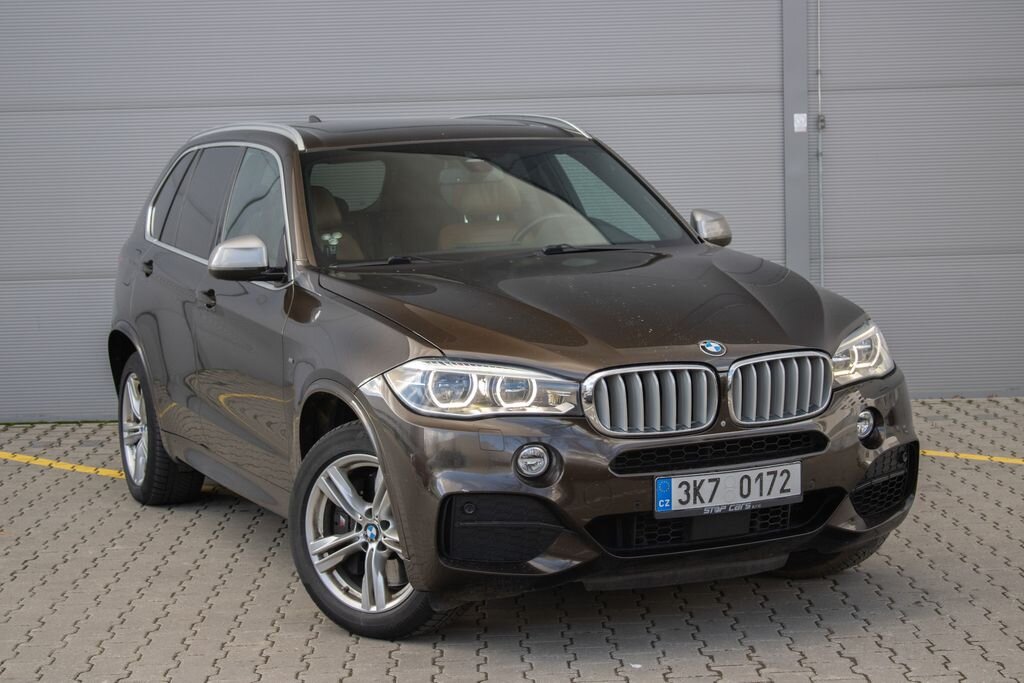 BMW X5 SUV 3,0 l 280 kw