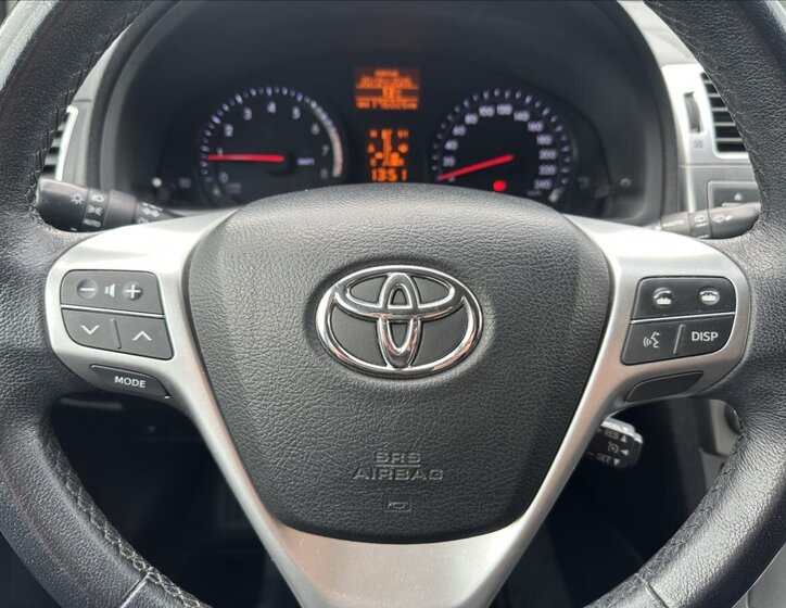 Toyota Avensis Kombi 1,8 l 109 kw