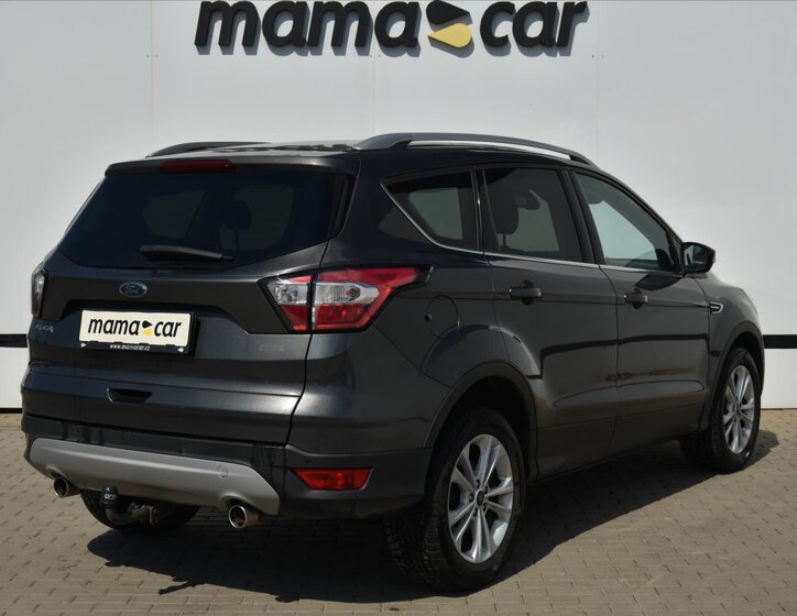 Ford Kuga SUV / Terénní 2,0 l 110 kw