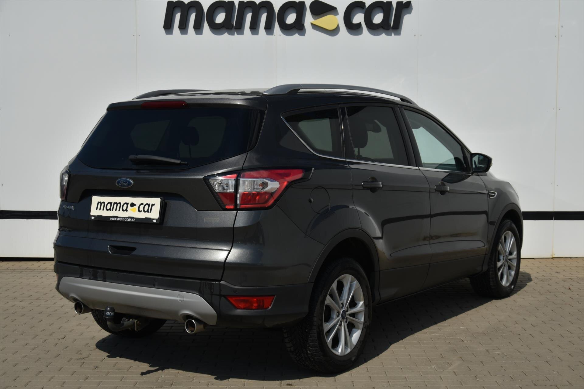 Ford Kuga SUV / Terénní 2,0 l 110 kw