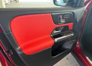 Mercedes-Benz GLB 11