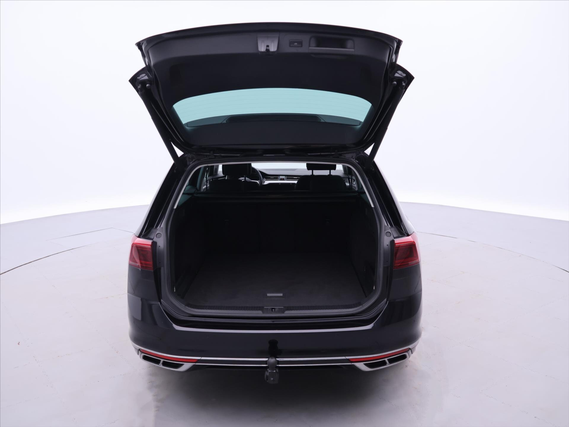 Volkswagen Passat Kombi 1,5 l 373 kw