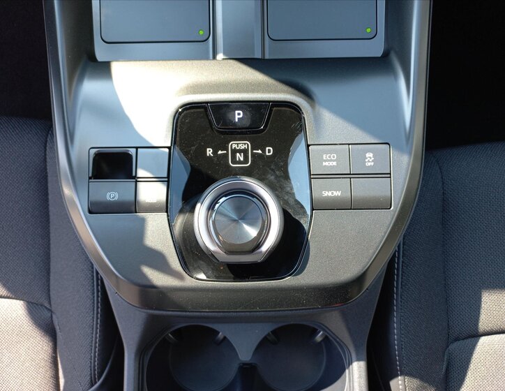 Toyota C-HR CUV / Crossover 2,0 l 0