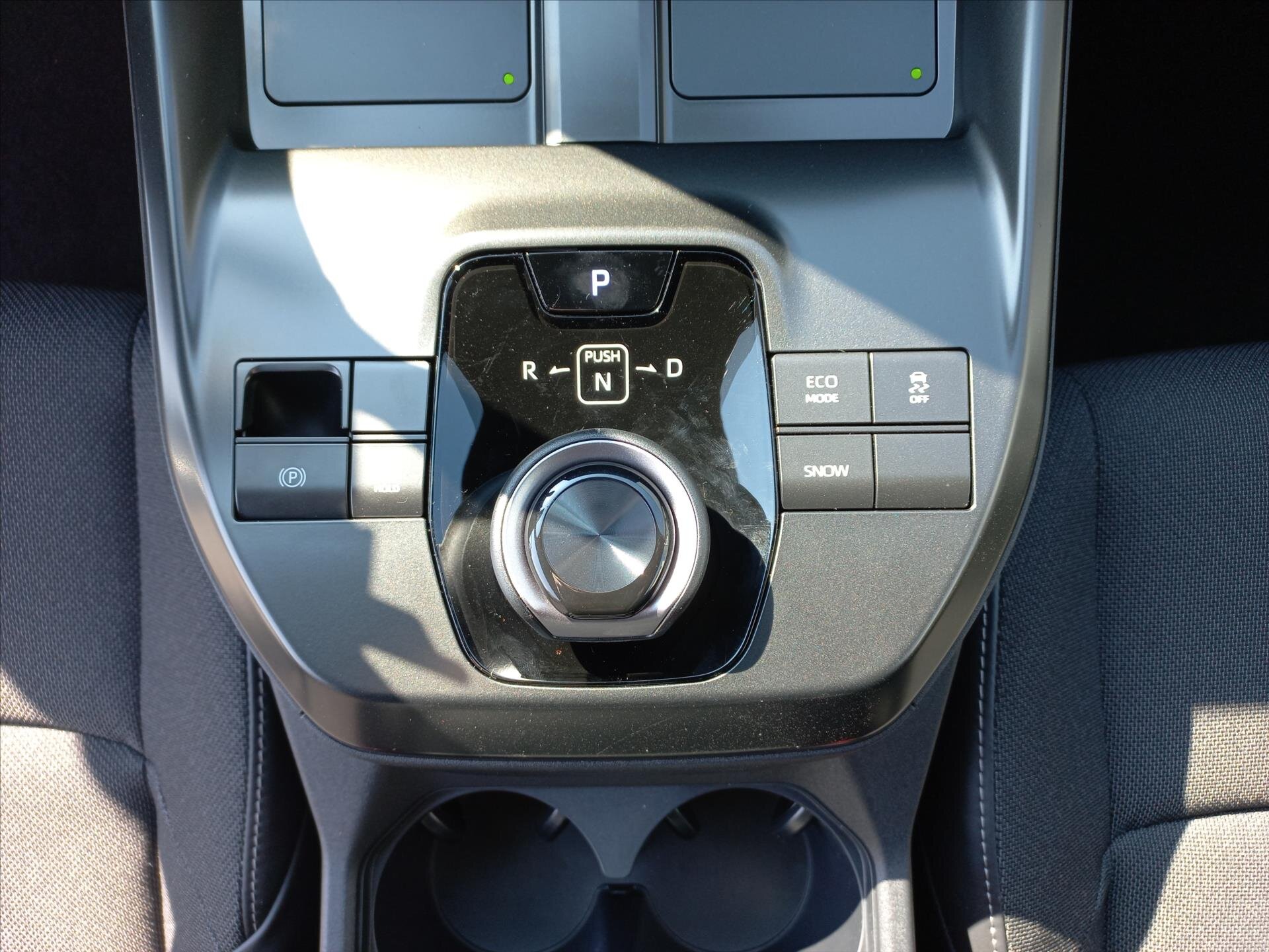 Toyota C-HR CUV / Crossover 2,0 l 0