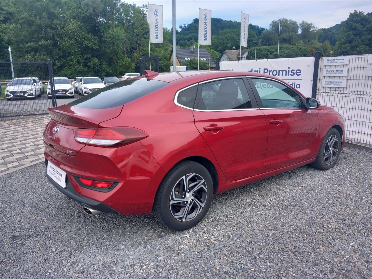 Hyundai i30 Liftback 998,0 88 kw