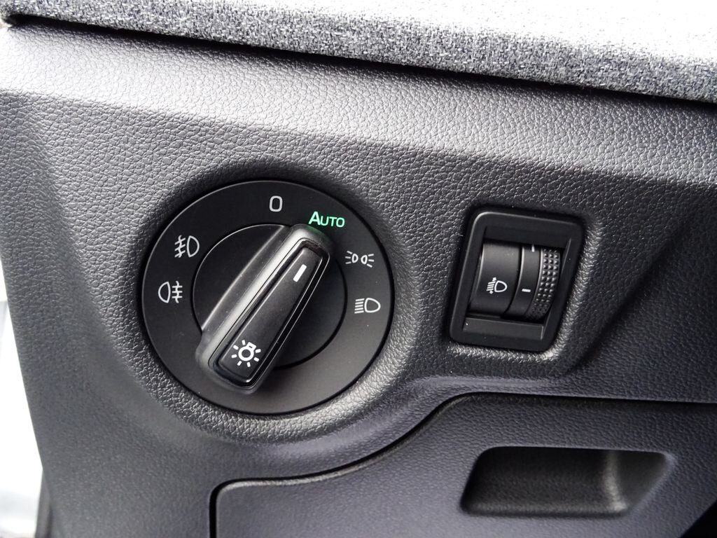 Škoda Kamiq Hatchback 999,0 70 kw