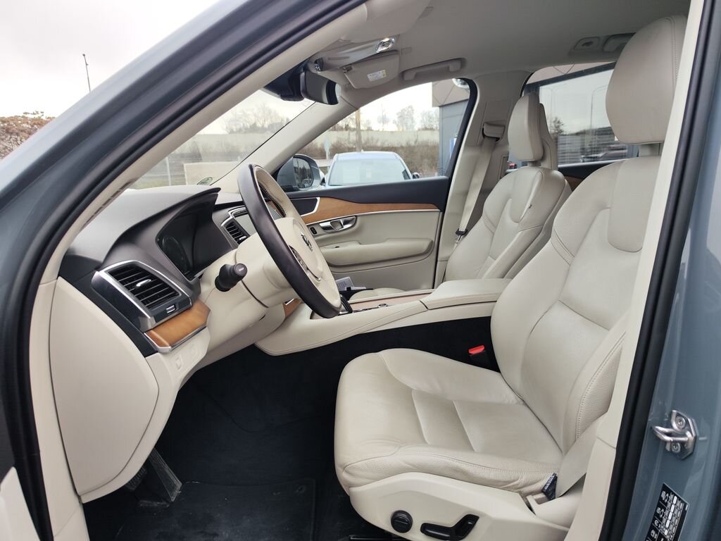 Volvo XC90 SUV 2,0 l 173 kw
