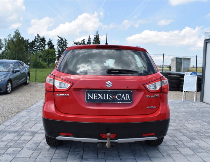 Suzuki SX4 S-Cross Hatchback 1,6 l 88 kw