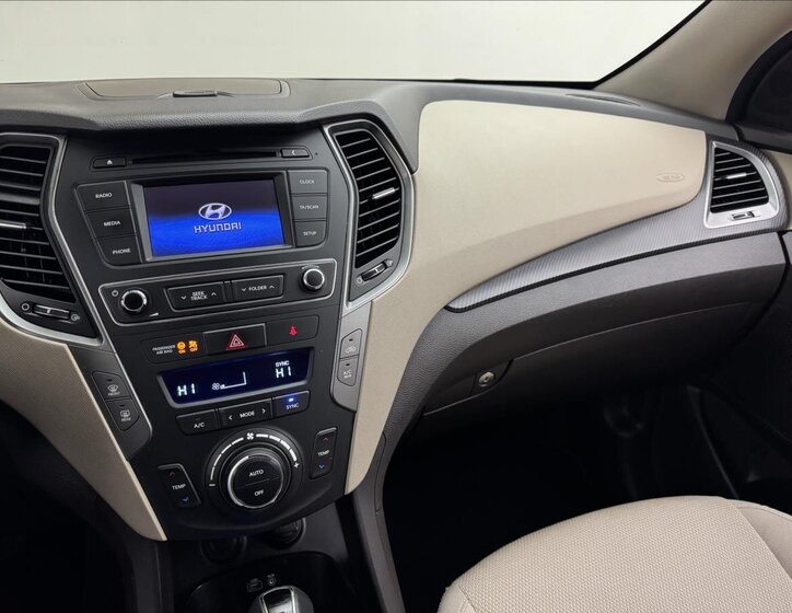 Hyundai Santa Fe SUV / Terénní 2,2 l 147 kw